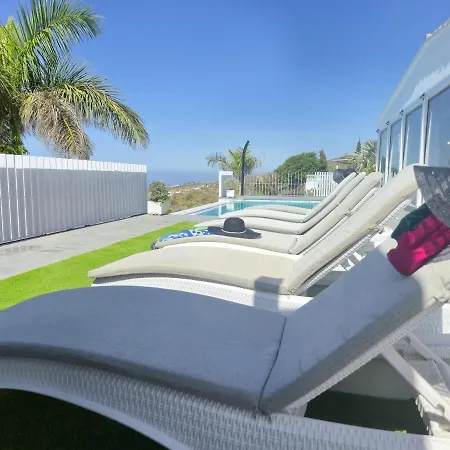 Aurae Villa *